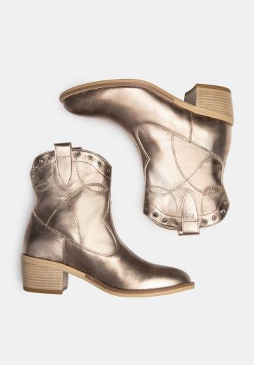 Ковбойские сапоги