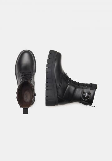 Ковбойские сапожки