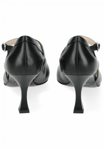 Туфли с ремешком