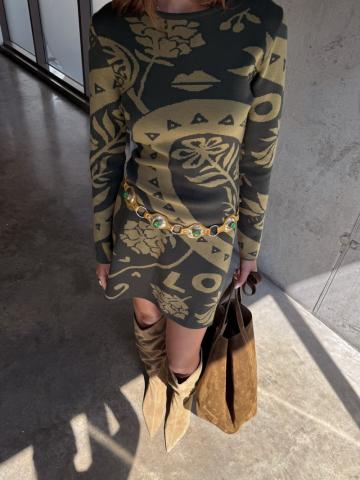 Вязаное платье