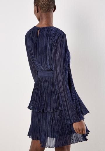 Короткое платье