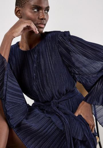 Короткое платье