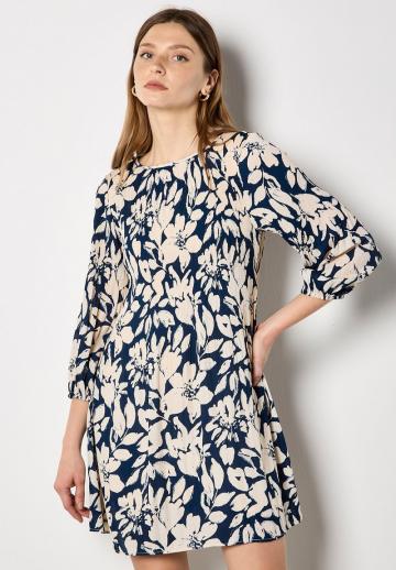 Короткое платье