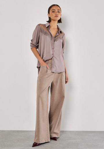 Атласная блузка