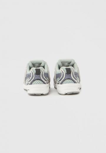 Детская обувь