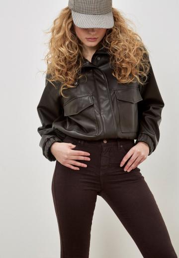 Узкие джинсы