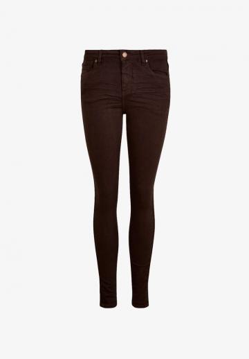 Узкие джинсы