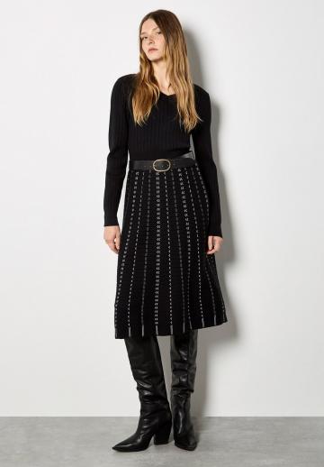 Вязаное платье