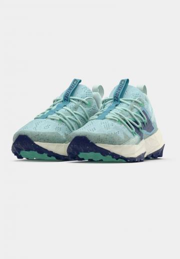 Беговые кроссовки