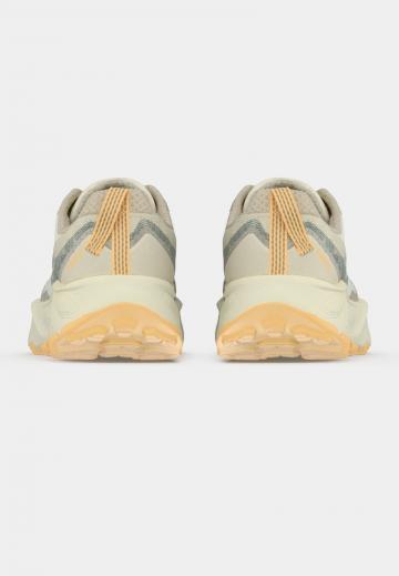 Беговые кроссовки