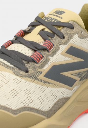 Беговые кроссовки