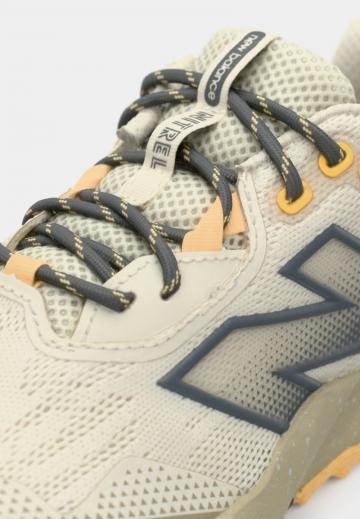 Беговые кроссовки