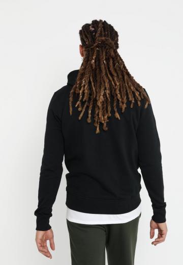 Спортивная кофта