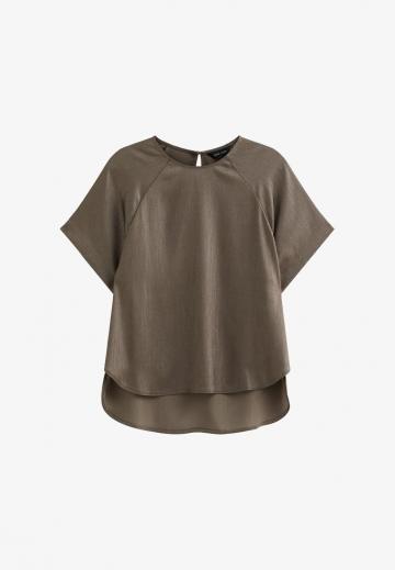 Атласная блузка