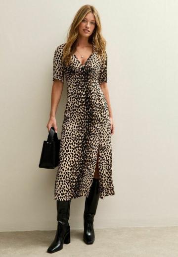 Платье футляр