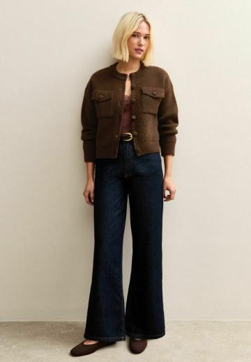 Куртка с накладнымит карманами