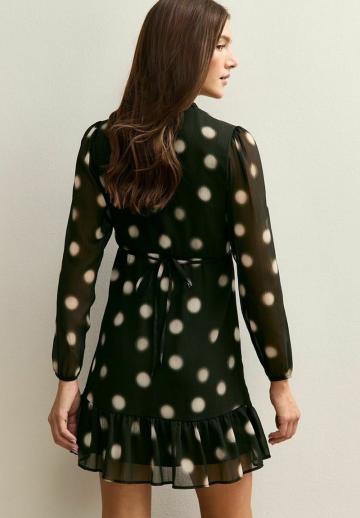 Короткое платье