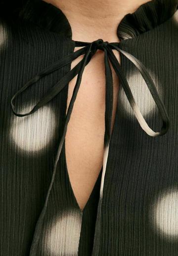 Короткое платье