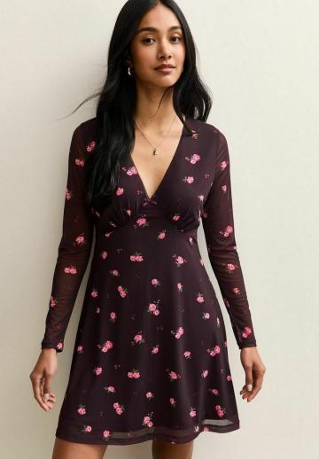 Короткое платье