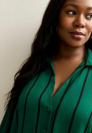 Атласная блузка