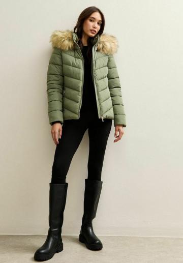 Зимняя куртка