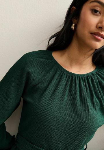 Короткое платье