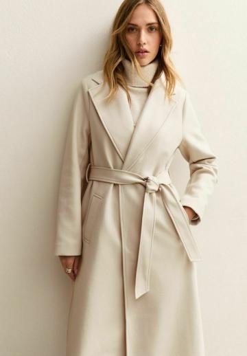 Шерстяное пальто