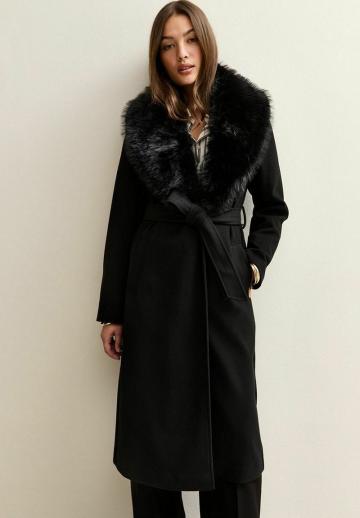 Шерстяное пальто