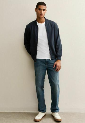 Куртка бомбер