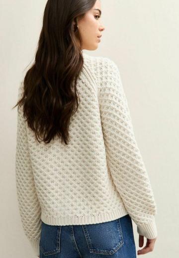 Вязаная кофта