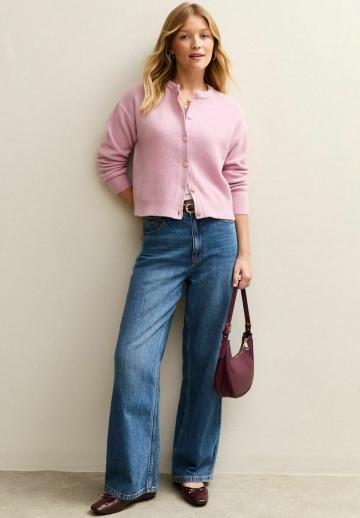 Вязаный жилет