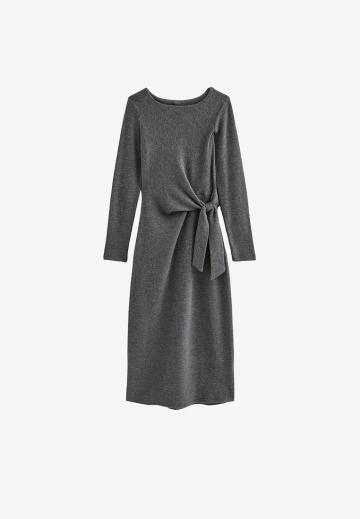 Вязаное платье