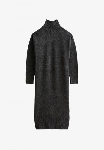 Вязаное платье