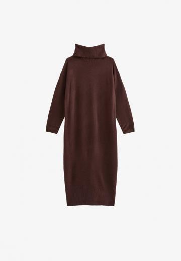 Вязаное платье