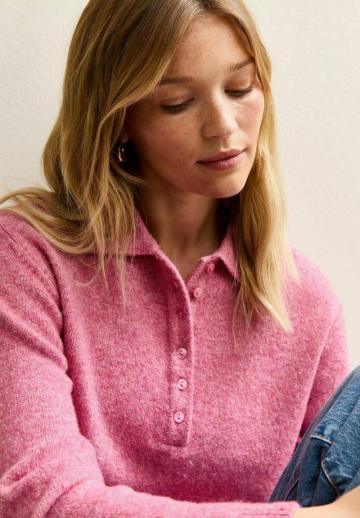 Пуловер с воротником поло