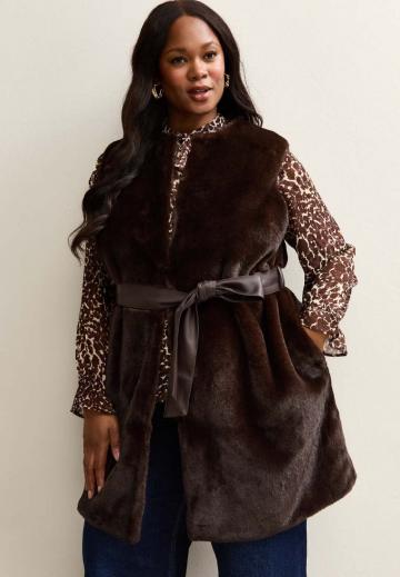 Пуховой жилет