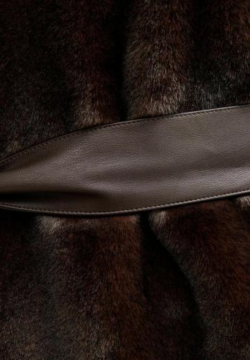 Пуховой жилет