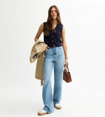 Джинсовая жилетка