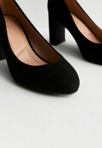 Туфли с высоким носом