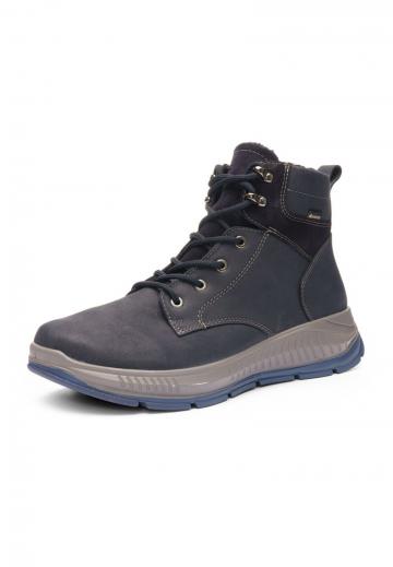 Зимние ботинки