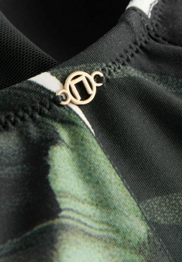 Слитный купальник