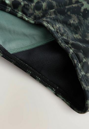 Слитный купальник