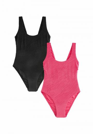 Слитный купальник