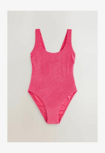 Слитный купальник