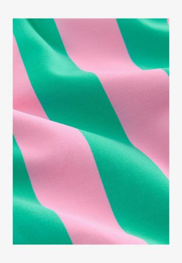 Слитный купальник