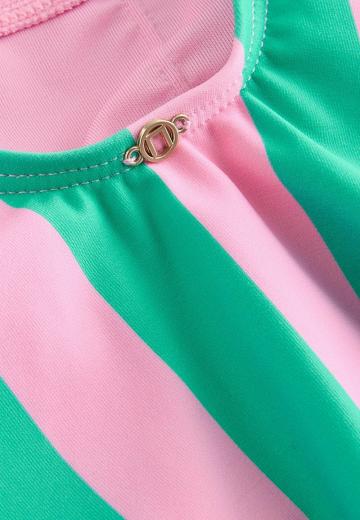 Слитный купальник