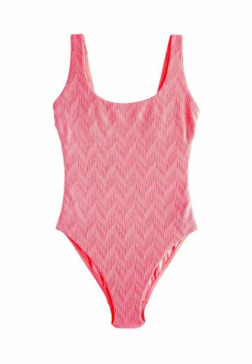 Слитный купальник