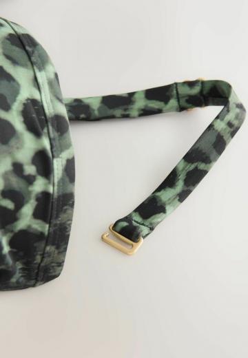 Слитный купальник