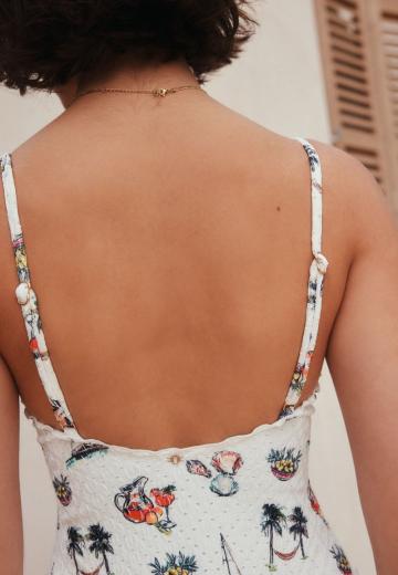 Слитный купальник