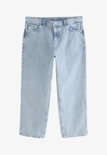 Прямые джинсы